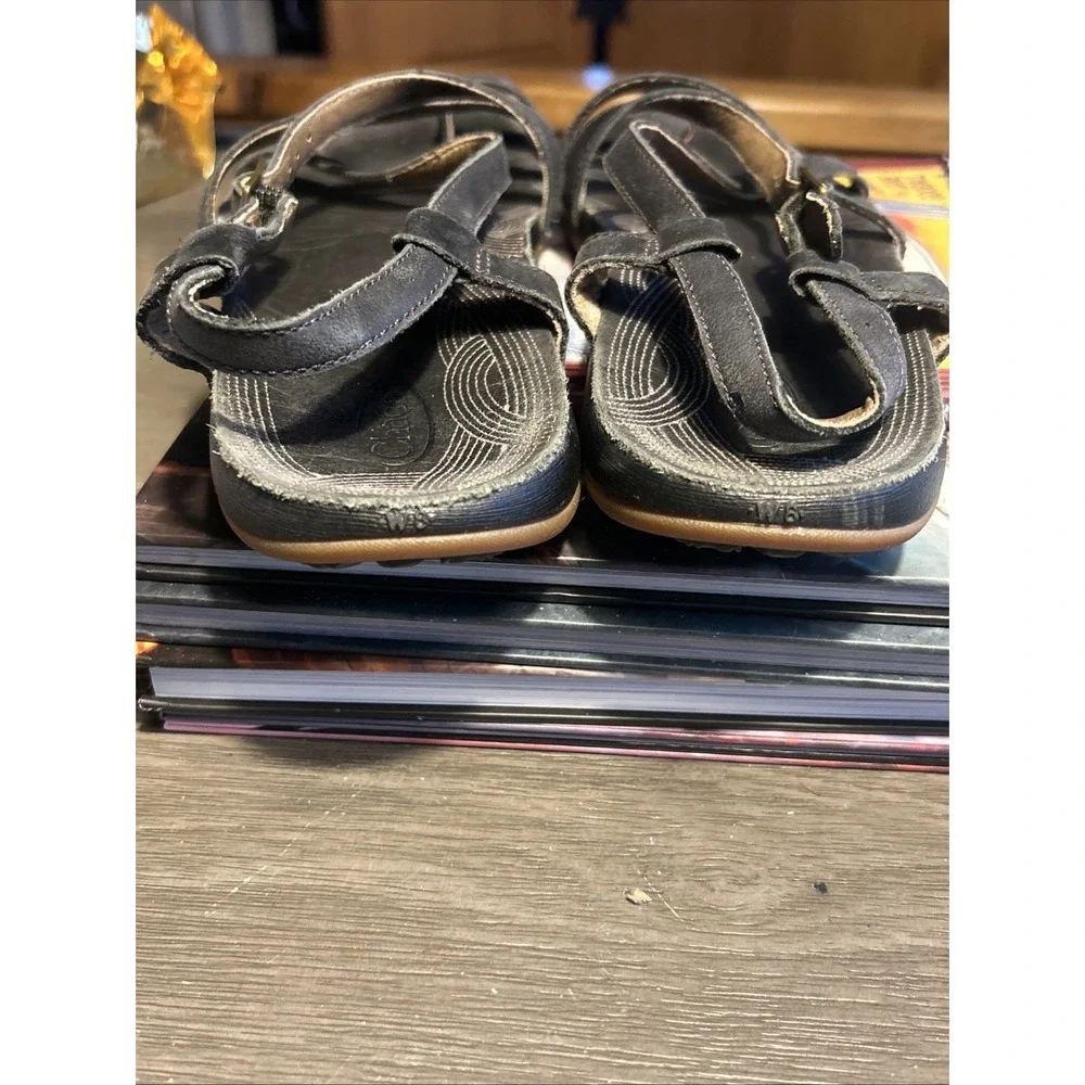 Chaco All Leather Sandals Toe Loop Strappy Buckle Sandals Shoes Sz 8 - Picture 13 of 14